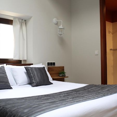Priorat Boutique Hotel Llorenc del Penedes Exterior photo