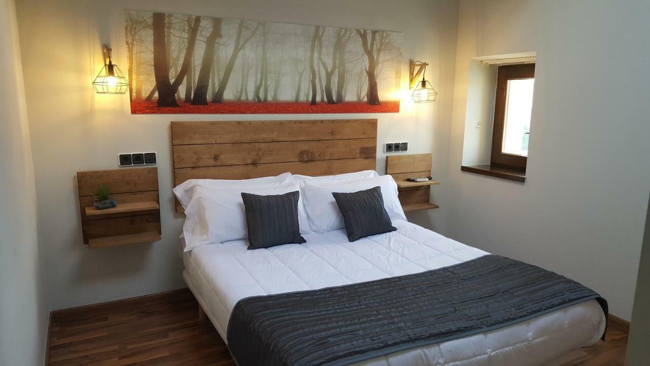 Priorat Boutique Hotel Llorenc del Penedes Exterior photo